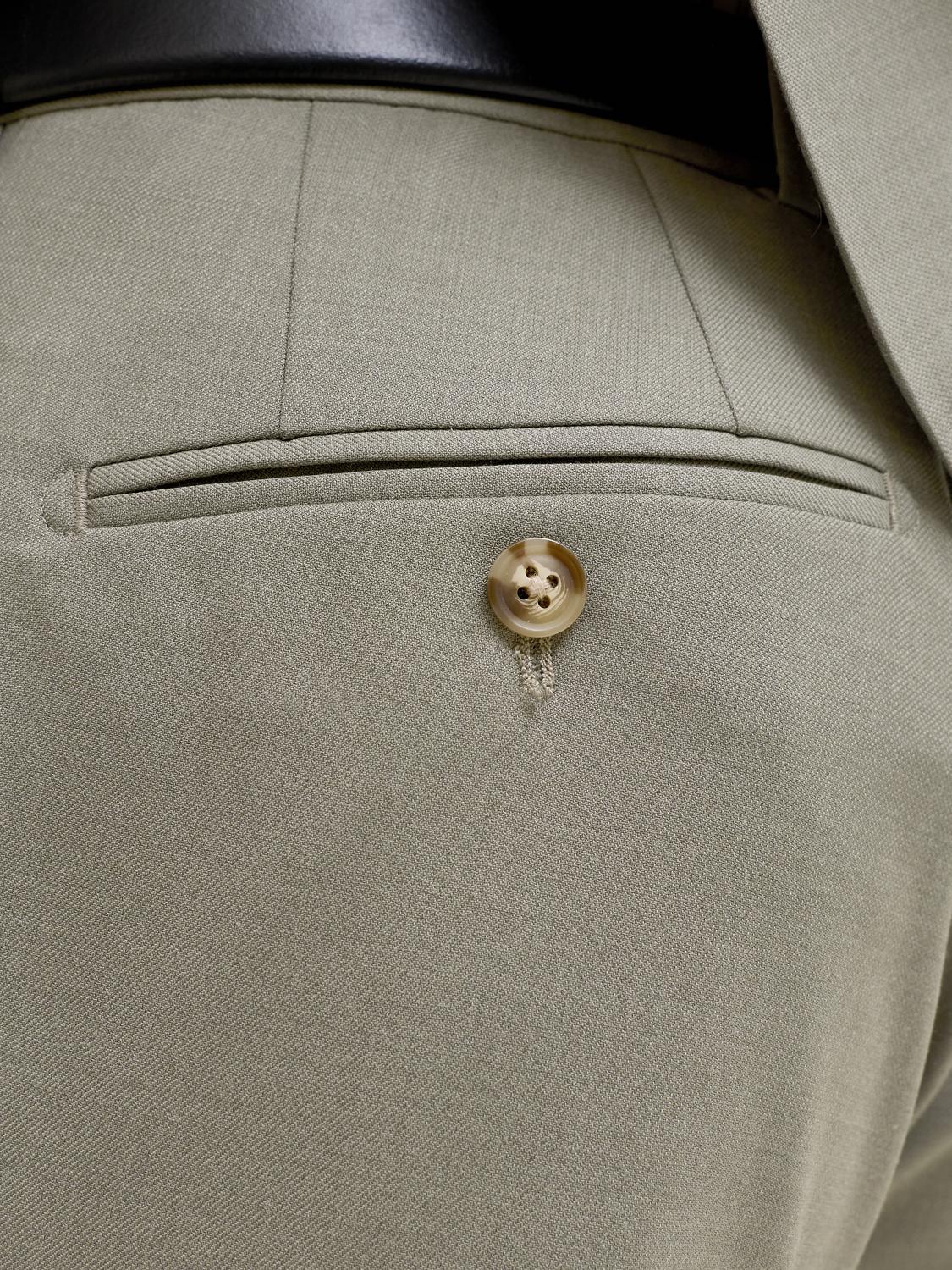 model_shot-detail